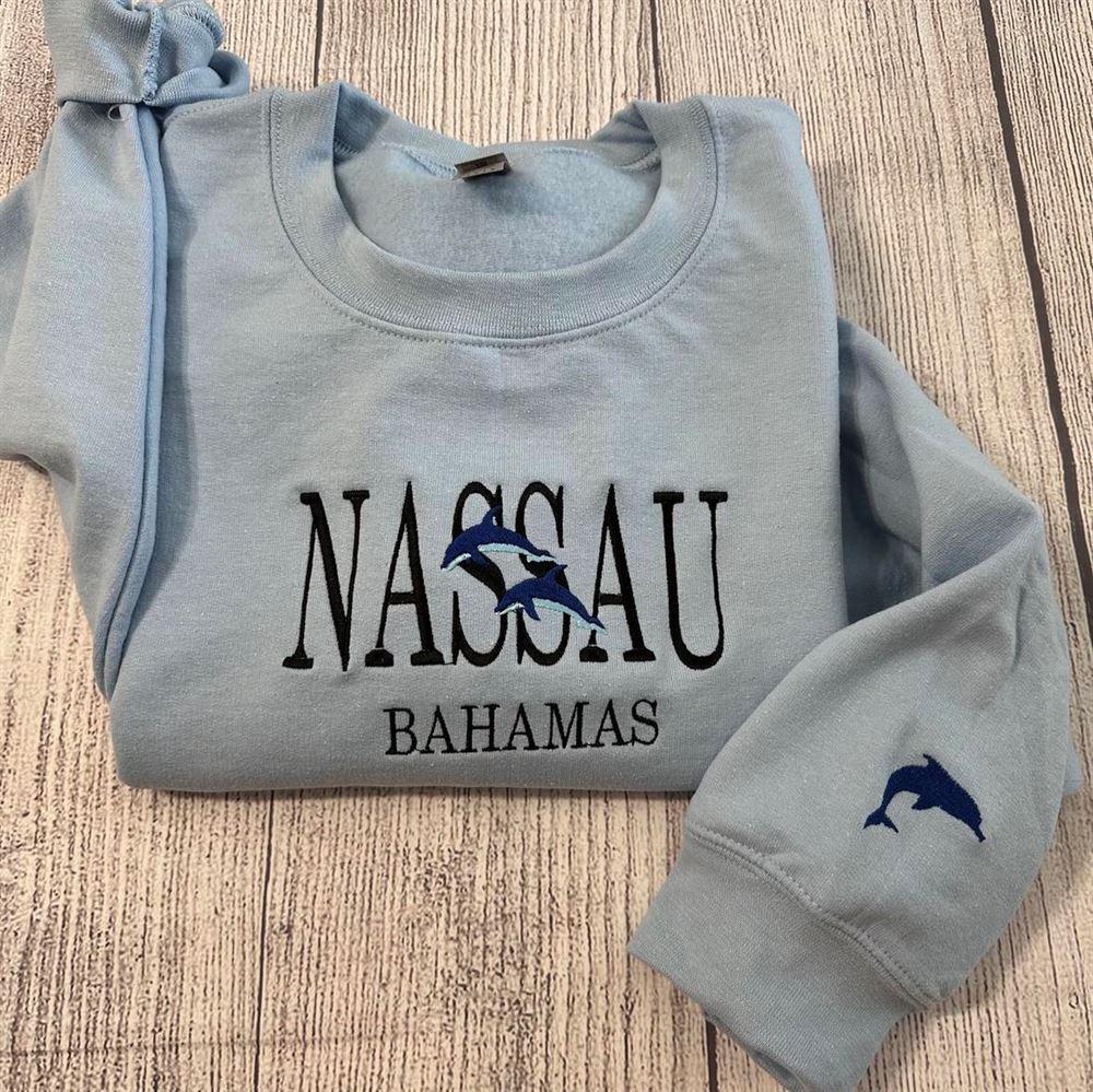 Embroidered Sweatshirts, Nassau Bahamas Embroidered Crewneck, Women’s Embroidered Sweatshirts