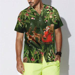Christmas Hawaiian Shirt Hyperfavor Santa Santa Riding Sleigh Pattern Hawaiian Shirt Christmas Shirts Xmas Hawaiian Shirts 4 bxem8o.jpg