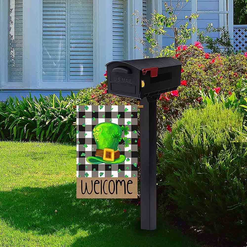 St Patrick’s Day Flag, Green Hat Caro Pattern Lucky Gift For St Patrick Day, St Patrick’s Day Garden Flag