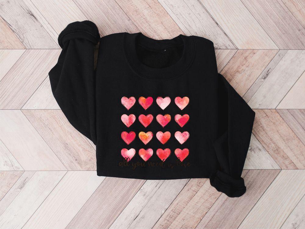 Valentines Sweatshirt, Cute Hearts Sweatshirt, Womens Valentines Sweatshirt, Retro Sweatshirt, Womens Valentines Sweatshirt