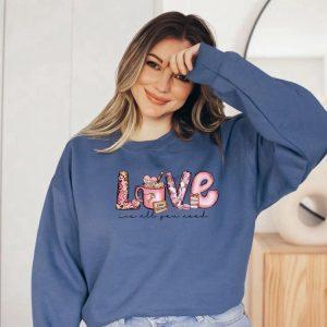 Valentines Sweatshirt Love Valentines Sweatshirt Love Sweatshirt Couple Sweatshirt Womens Valentines Sweatshirt 2 hgcn5l.jpg