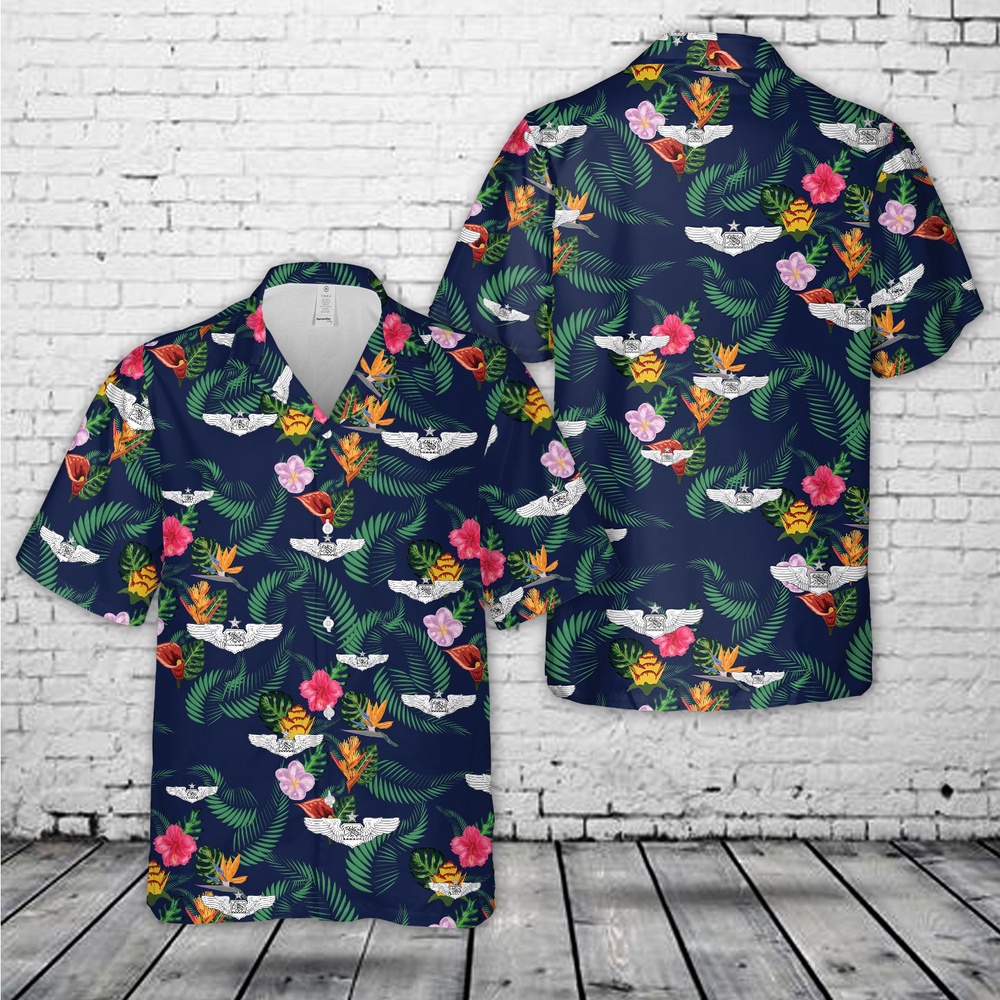 Air Force Aloha Shirt, US Air Force Senior Astronaut Observer Navigator Combat System Officer Badge Hawaiian Shirt