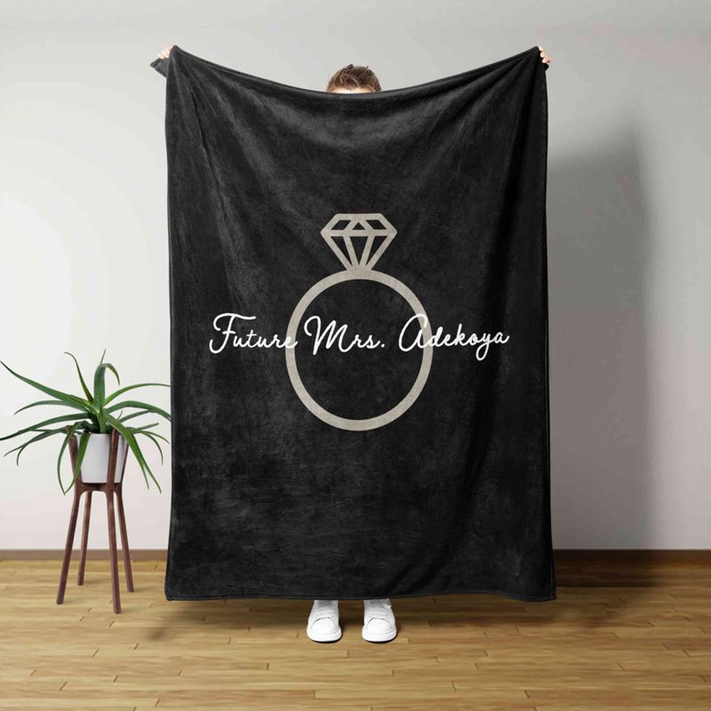 Valentine Blanket, Personalized Engagement Throw Blanket Future Mrs Fleece Blanket Wedding Gifts For Couples Valentine’s Day