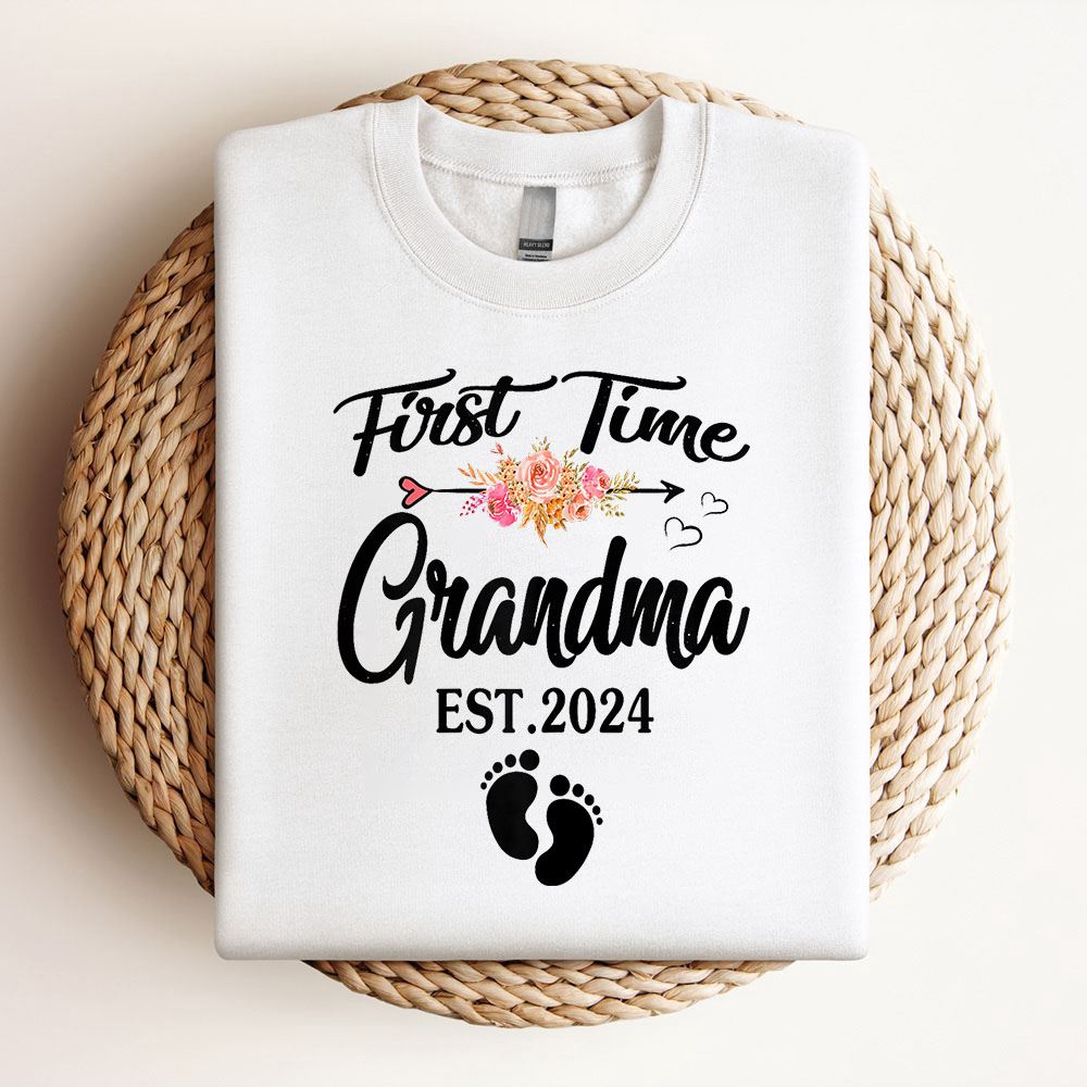 First Time Grandma 2024 Pregnancy Announcement New Grandma Sweatshirt, Mother Sweatshirt, Sweatshirt For Mom, Mum Sweatshirt