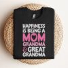 Happiness Is Being An Oma Daisy Tshirt Mothers Day Gifts Sweatshirt, Mother Sweatshirt, Sweatshirt For Mom, Mum Sweatshirt