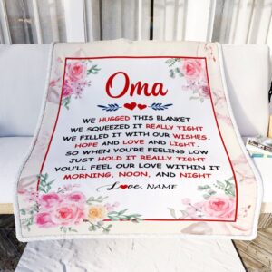 Oma Blanket From Grandkids Granddaughter Grandson We Hugged This Blanket Floral Personalized Blanket For Mom Mother s Day Gifts Blanket 2 wst2cl.jpg