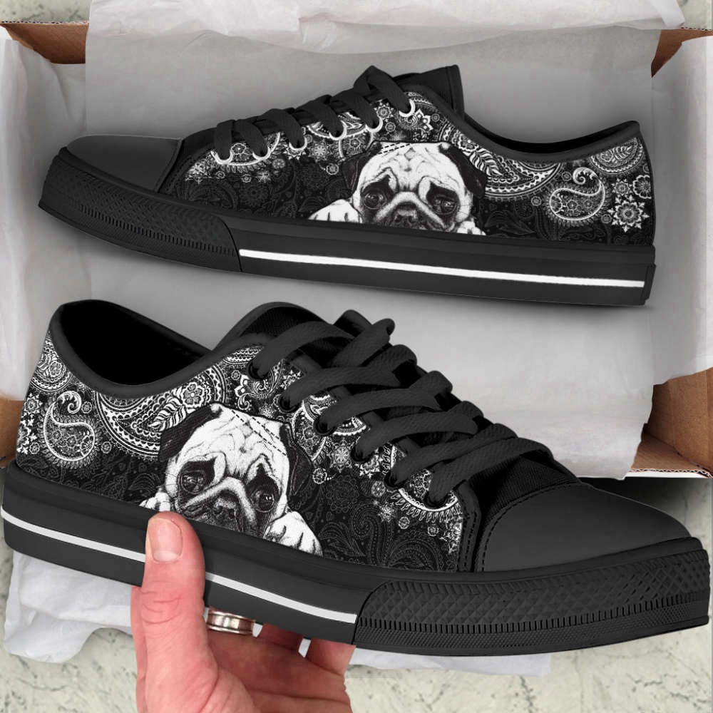 Pug Paisley Black White Low Top Shoes Canvas Sneakers Casual Shoes, Designer Low Top Shoes, Low Top Sneakers