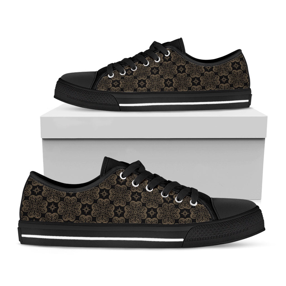 Gold Clover St. Patrick’s Day Print Black Low Top Shoes, St Patricks Day Low Top, St Patrick Day Sneaker