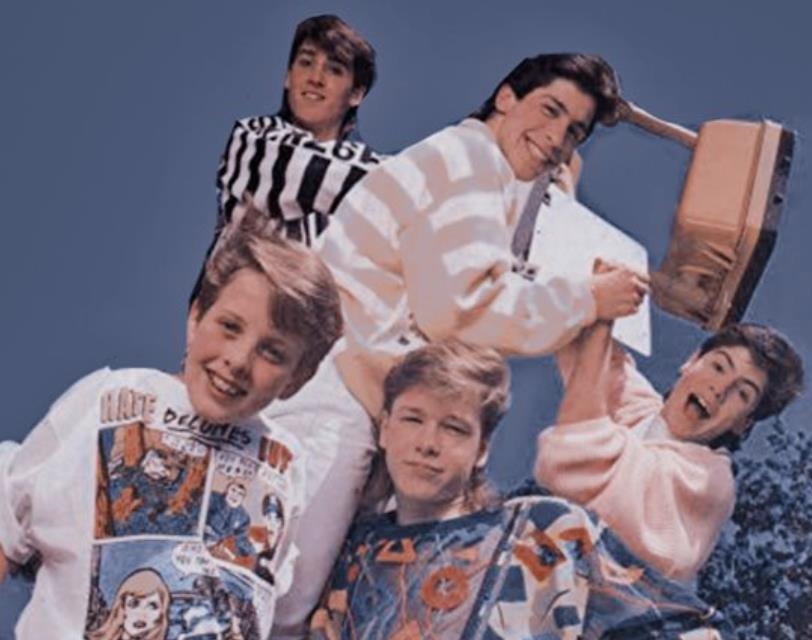 Authentic 90s clothing pieces can be found in vintage stores Authentic 90s clothing pieces can be found in vintage stores