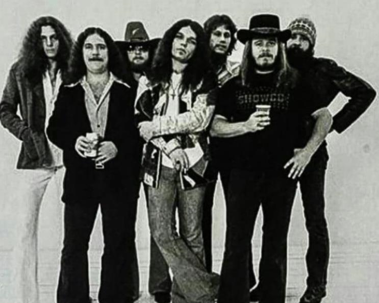 Here, the article should list and describe several reputable online stores Here, the article should list and describe several reputable online stores