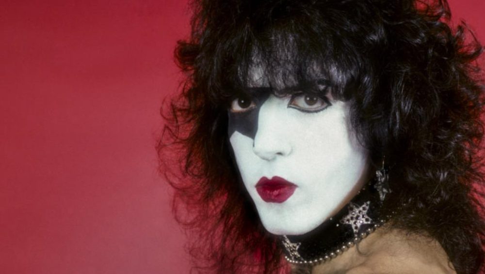 Paul Stanley s alter ego, The Starchild, is known for his star shaped eye makeup and flamboyant style