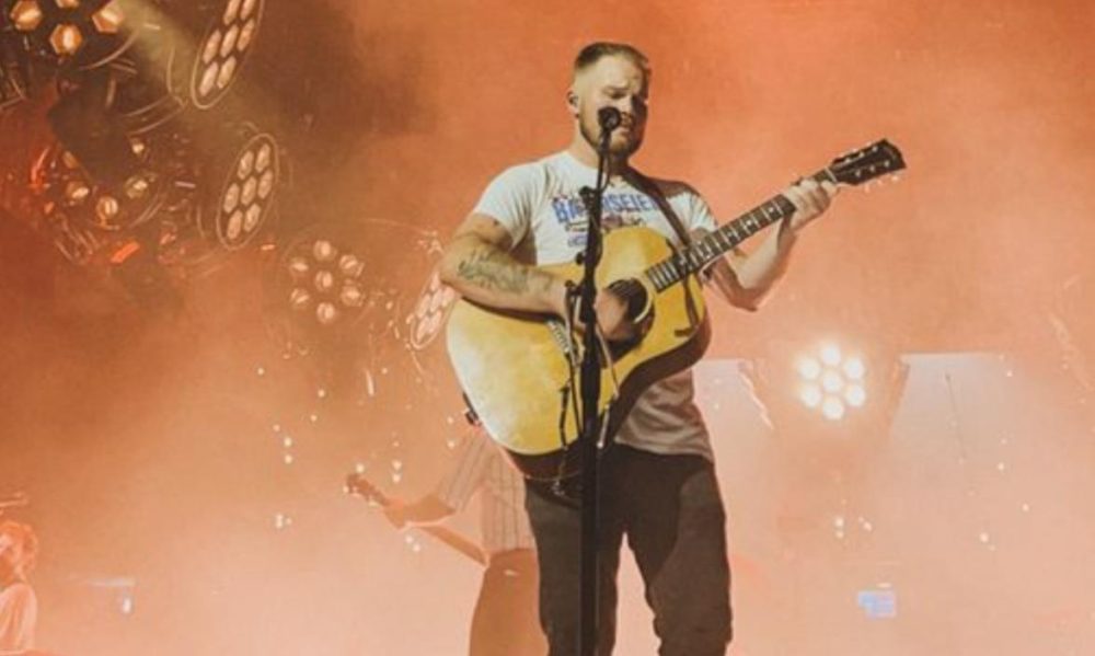 The versatility of a Zach Bryan costume allows it to be adapted for various occasions The versatility of a Zach Bryan costume allows it to be adapted for various occasions