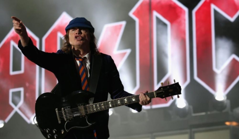 To fully embody the rock star persona with a gang twist To fully embody the rock star persona with a gang twist