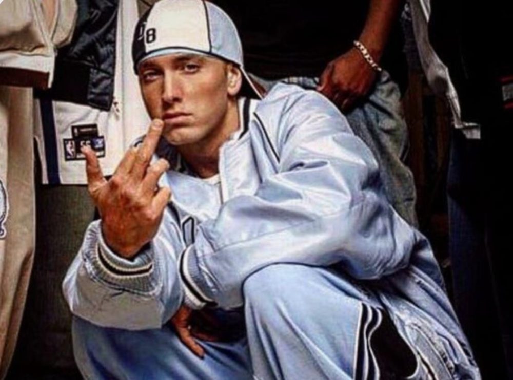 When it comes to capturing your Eminem costume in photos