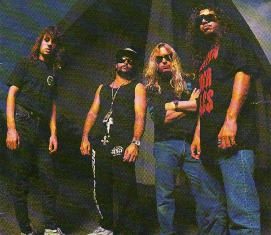 When it comes to hair, the aim is to complement the makeup When it comes to hair, the aim is to complement the makeup