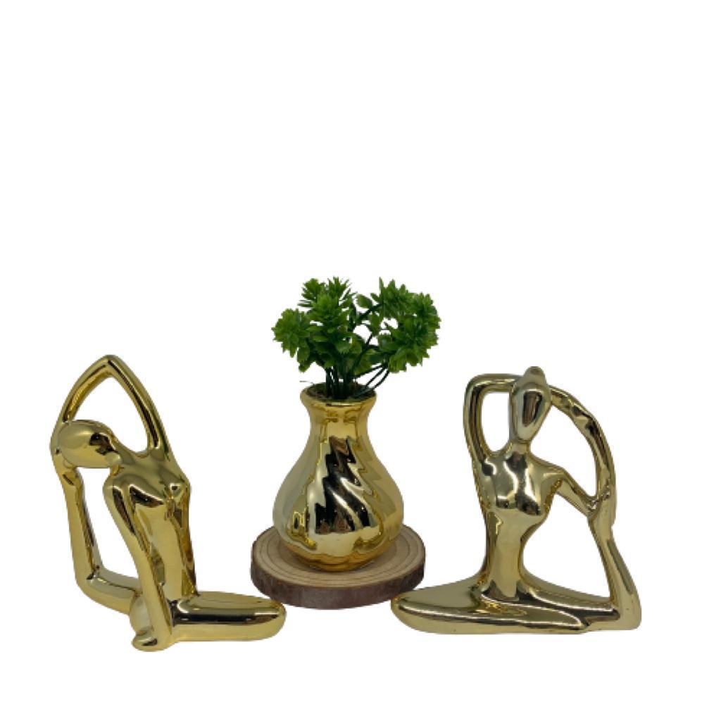 Kit decor vaso dourado e duas mulher meditando de cerâmica