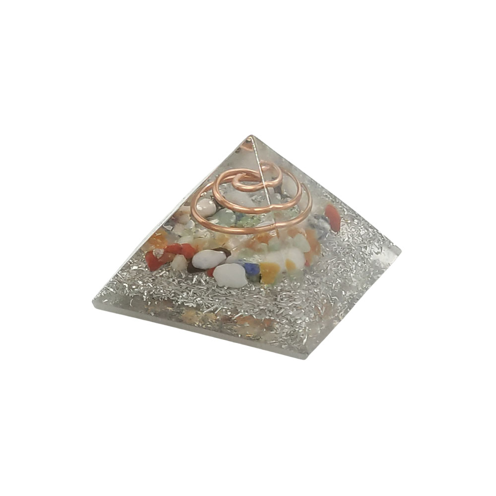 Orgonite Pirâmide 4cm Amplitude Pedras Coloridas Mix Cristais