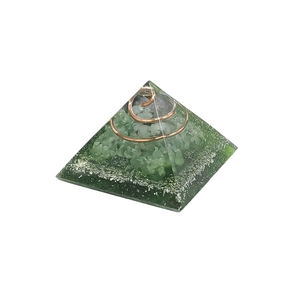 Orgonite Pirâmide 4cm Saúde - Esmeralda e Quartzo Verde
