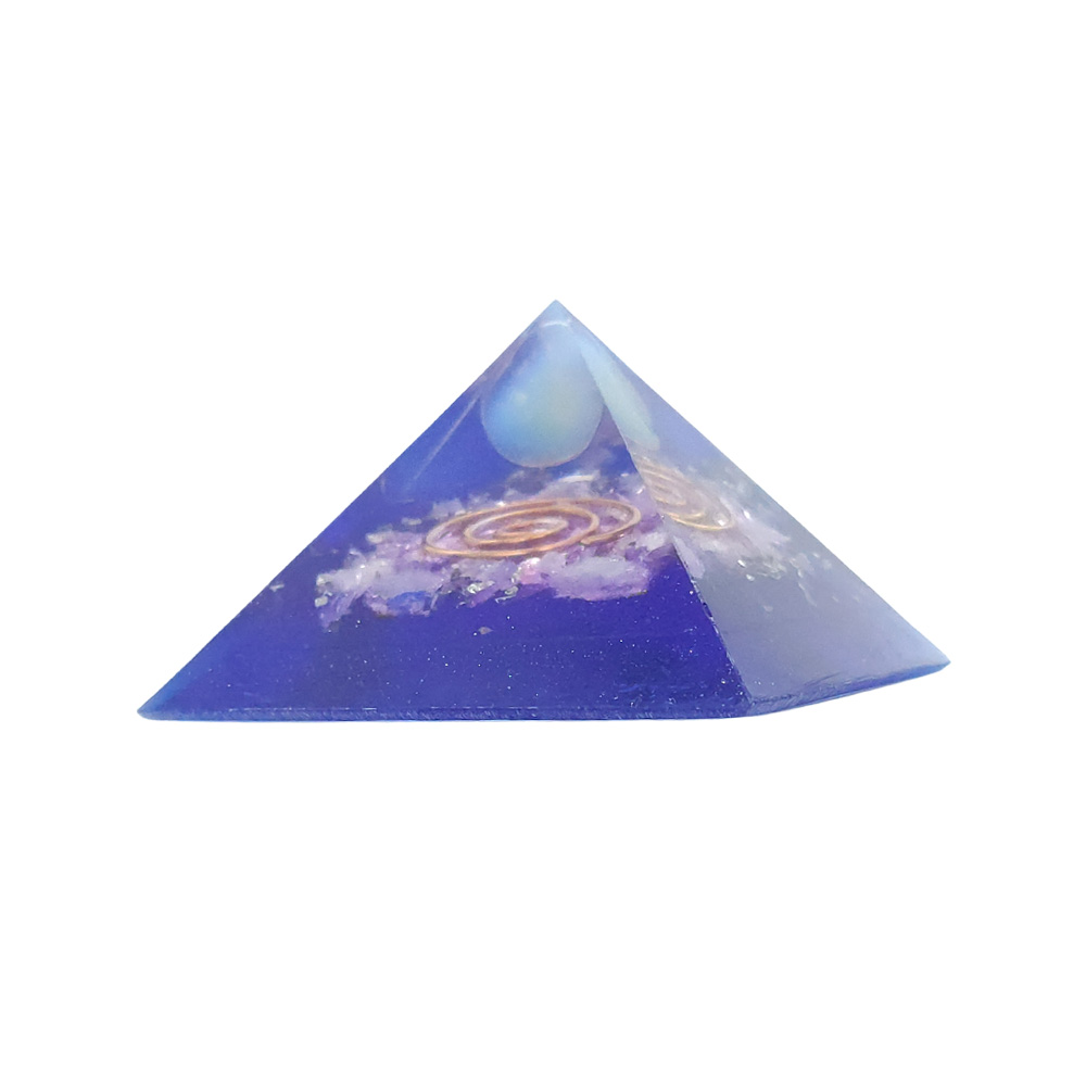 Orgonite Pirâmide Azul com Pedra da Lua - Autoconhecimento