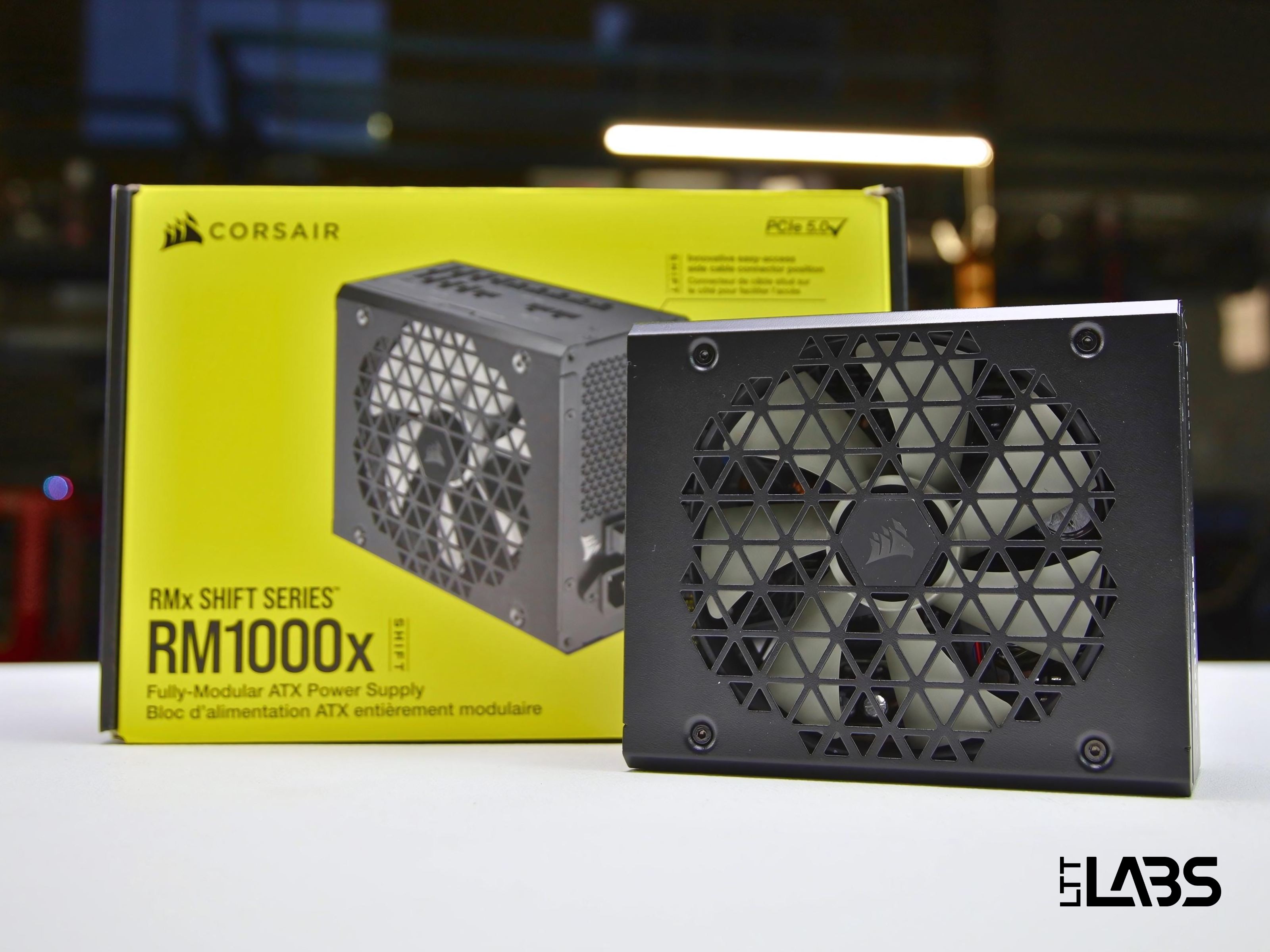 Corsair RM1000x SHIFT | LTT Labs - 電源ユニット