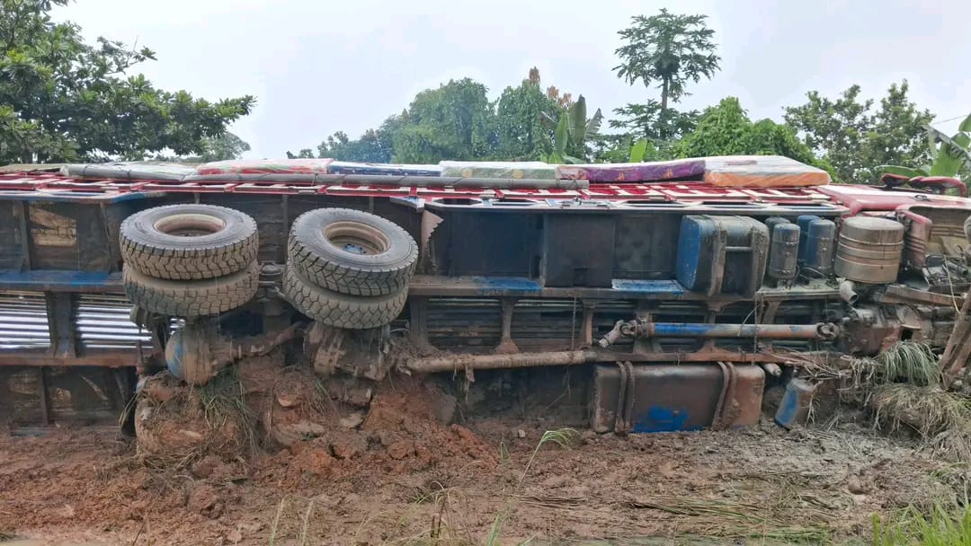 Damaged Janapita Bridge Raises Safety Alarm