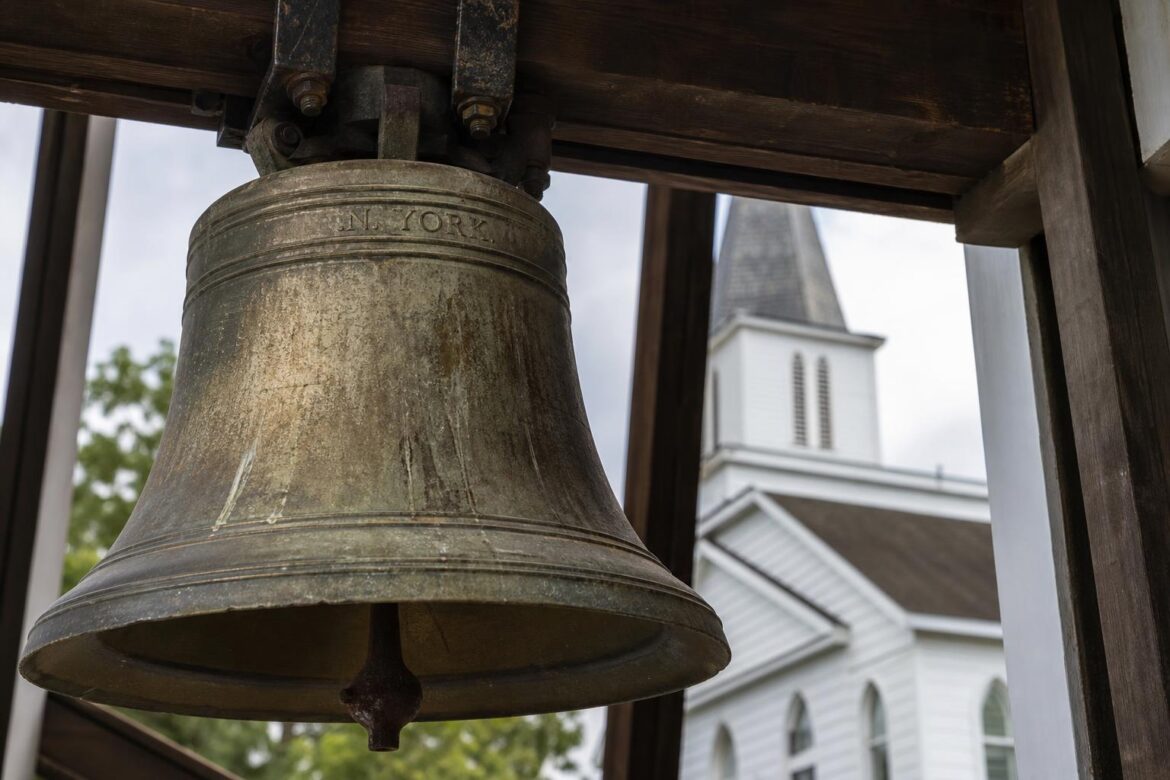 Liberia: 1835 Church Bell Links Monrovia to New York