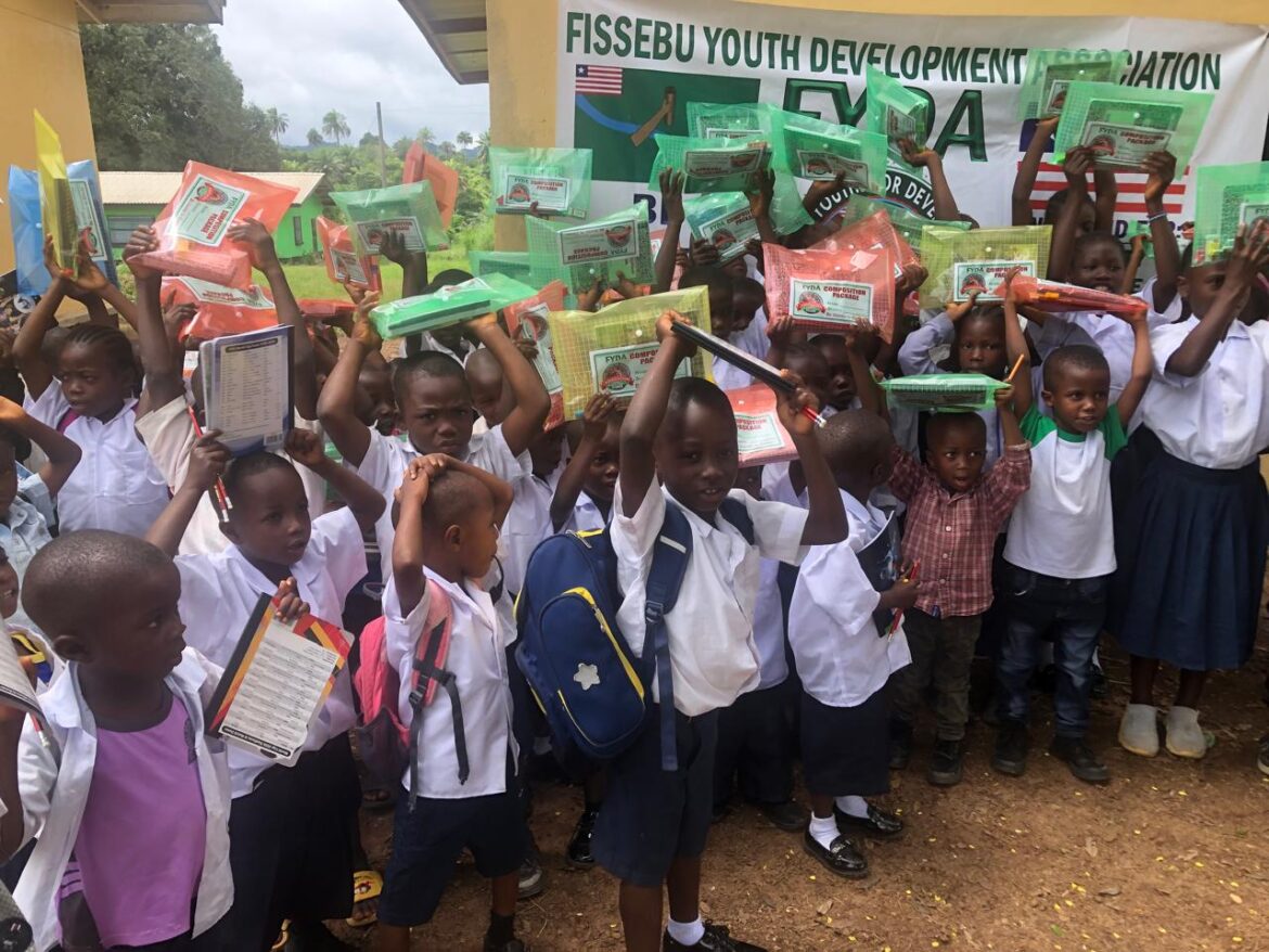Fissebu Youth Group Gives Supplies to 350 Nursery Pupils