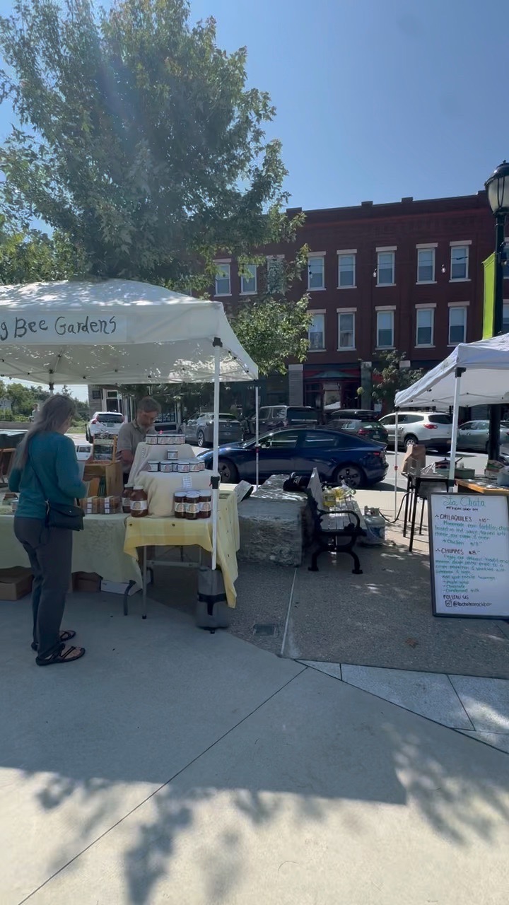 Middlebury Farmers Market - Locava