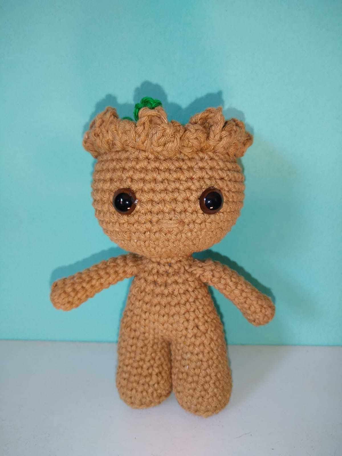 Baby Groot Amigurumi