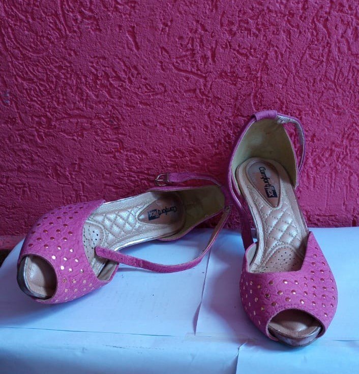 Sapato Comfortflex rosa