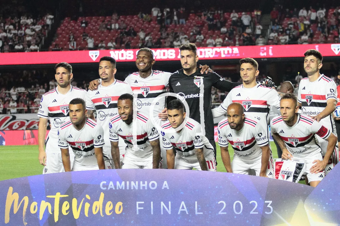 Sao Paulo, Brazil. 31st Aug, 2023. SP - SAO PAULO - 08/31/2023 - COPA SUL- AMERICANA 2023, SAO PAULO X LDU - Sao Paulo player Arboleda celebrates his  goal during a match against