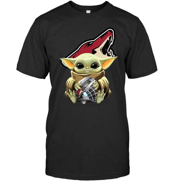 Baby Yoda Mandalorian Hugs Arizona Coyotes Star Wars Fan T Shirt