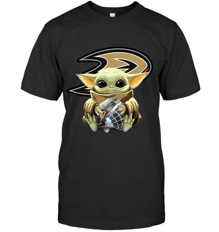 Baby Yoda Mandalorian Hugs Anaheim Ducks Star Wars Fan T Shirt