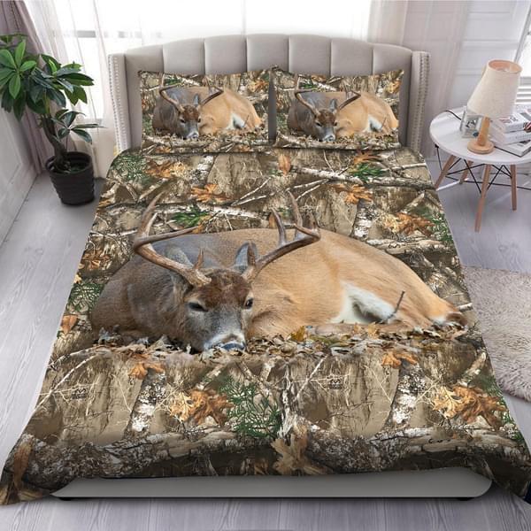White Tailed Deer Lying Woods Bedding Set