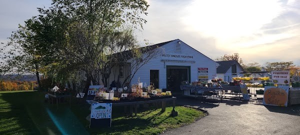 Hilltop Hanover Farm Stand