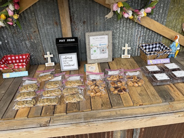 Country Cravin’ Farm Stand
