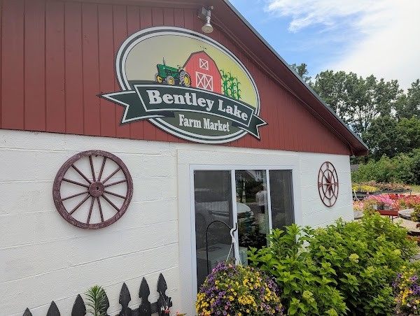 Bentley Lake Farm Market