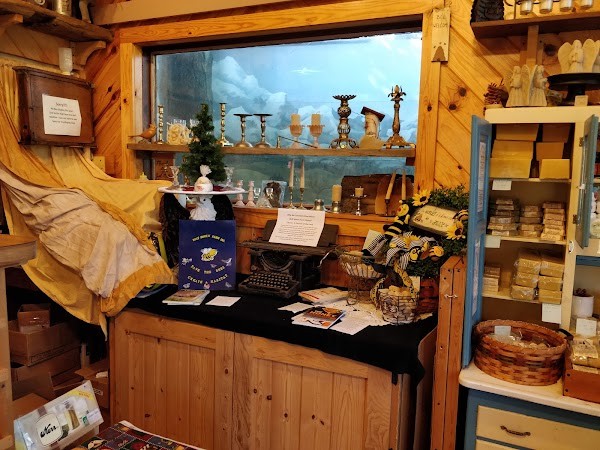 Wolf Honey Farm Inc