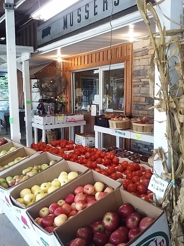 Mussers Fruit Stand