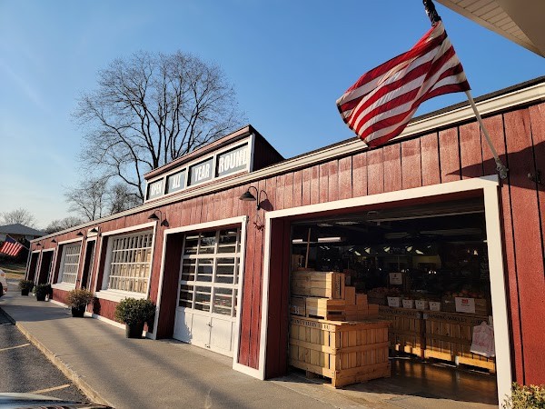 Spring Valley Farm Market- Winchester