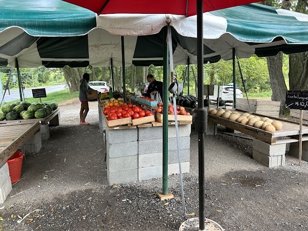 Foxleigh Farm Produce Stand