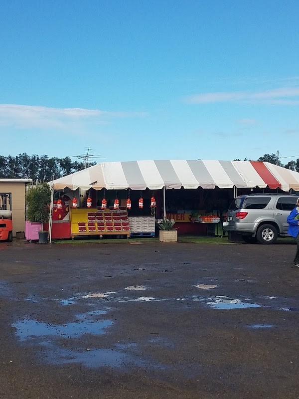 Santiago's Fruit stand
