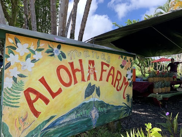 Mana's Aloha Fruit Stand