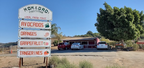 Mom & Dad Fruit Stand