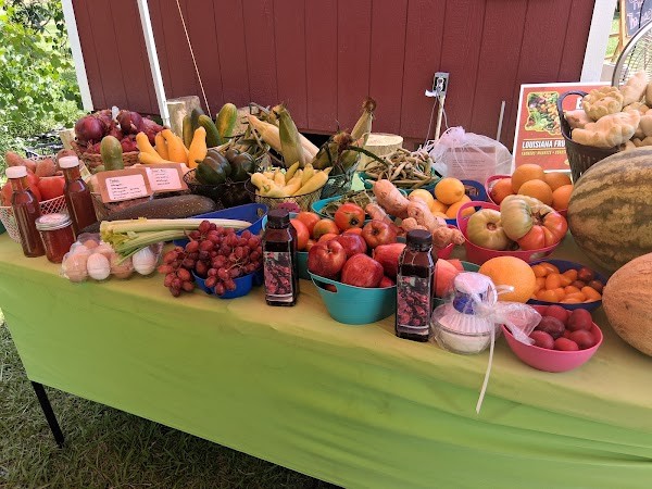 Farmer Daughters Roadside Stand