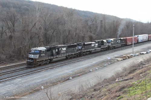 An eastbound NS mixed freight departs Allentown Yard.