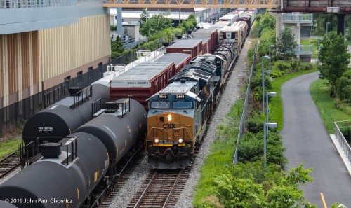 CSX Northbound in Philly.