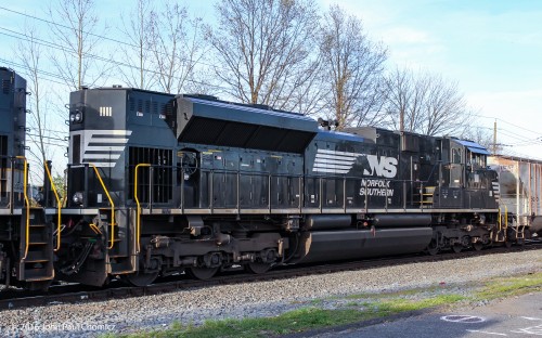 Four "I"s, better known as the "Bar Code Unit", was the second unit on an oil train, led by the Savannah and Atlanta unit.