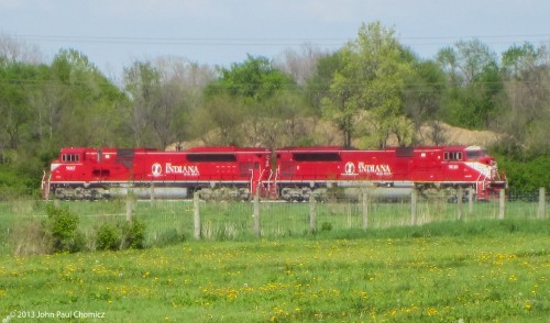 Like two bulls in a pasture, here's another view of these SD90MACs, from a road paralleling the railroad.