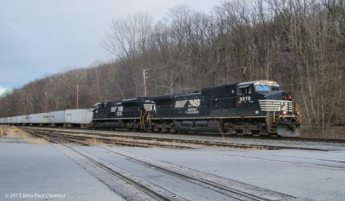 At one point, Bethlehem held the unique distinction of having one of the last remaining NS Triplecrown Roadrailer trains originating there. Here, it is seen departing on its way out west. A few years later, this service was discontinued and this train is now a regular double stack train.